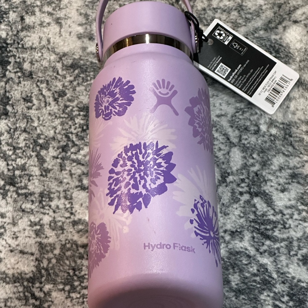 Hydro Flask Purple Dining Water Bottle